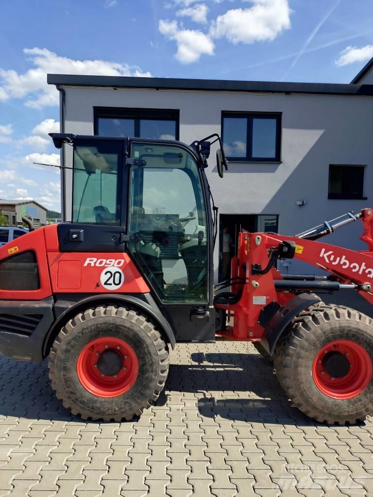 Kubota R 090 Carregadeiras de rodas