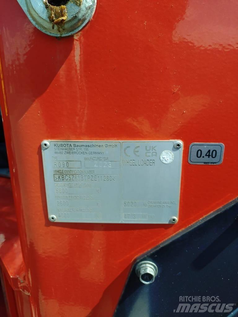 Kubota R 090 Carregadeiras de rodas