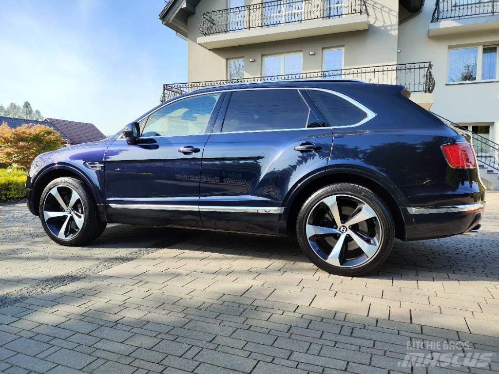 Bentley Bentayga V8 Automóvel