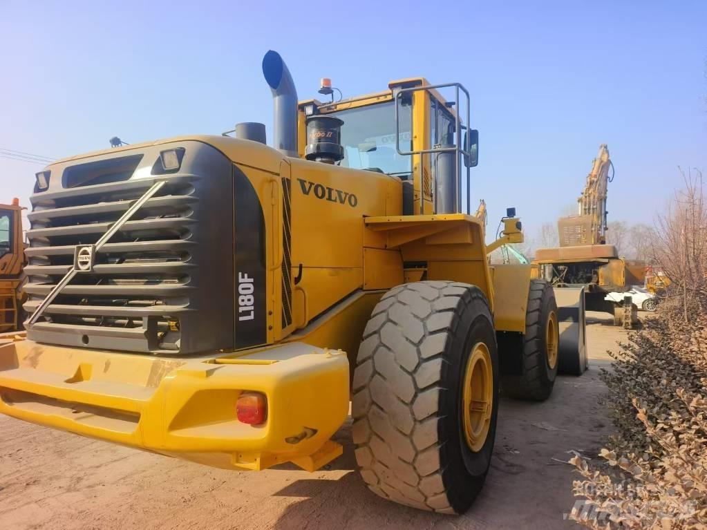 Volvo L 180 F Carregadeiras de rodas