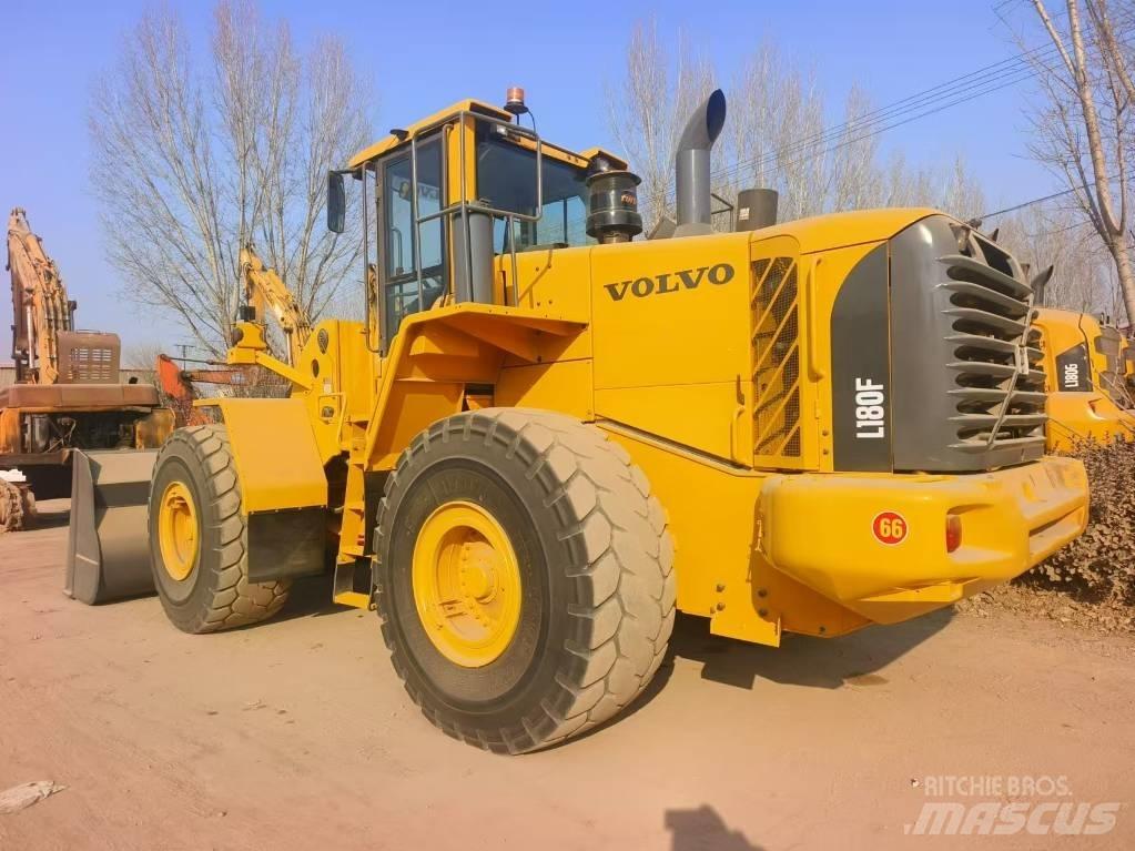 Volvo L 180 F Carregadeiras de rodas