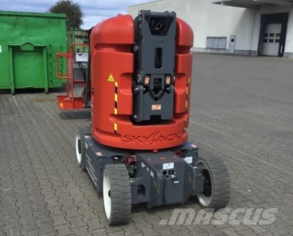 SkyJack SJ 30 ARJE Elevadores braços articulados