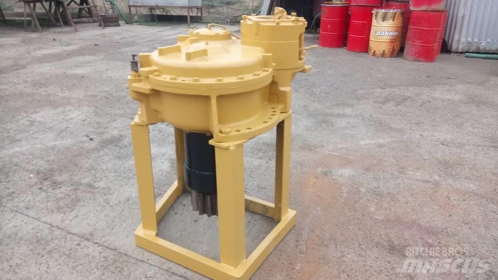 CAT 245 Transmissăo
