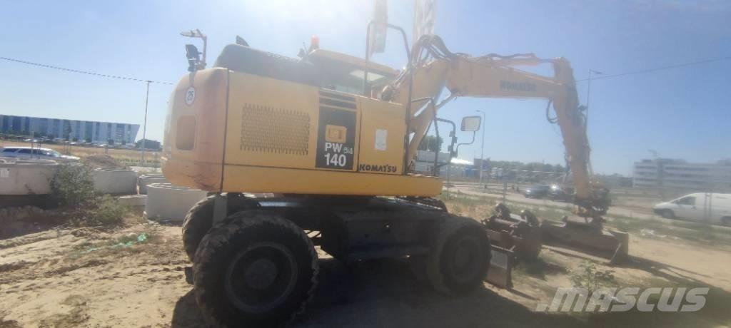 Komatsu PW 140-7 Escavadoras de rodas