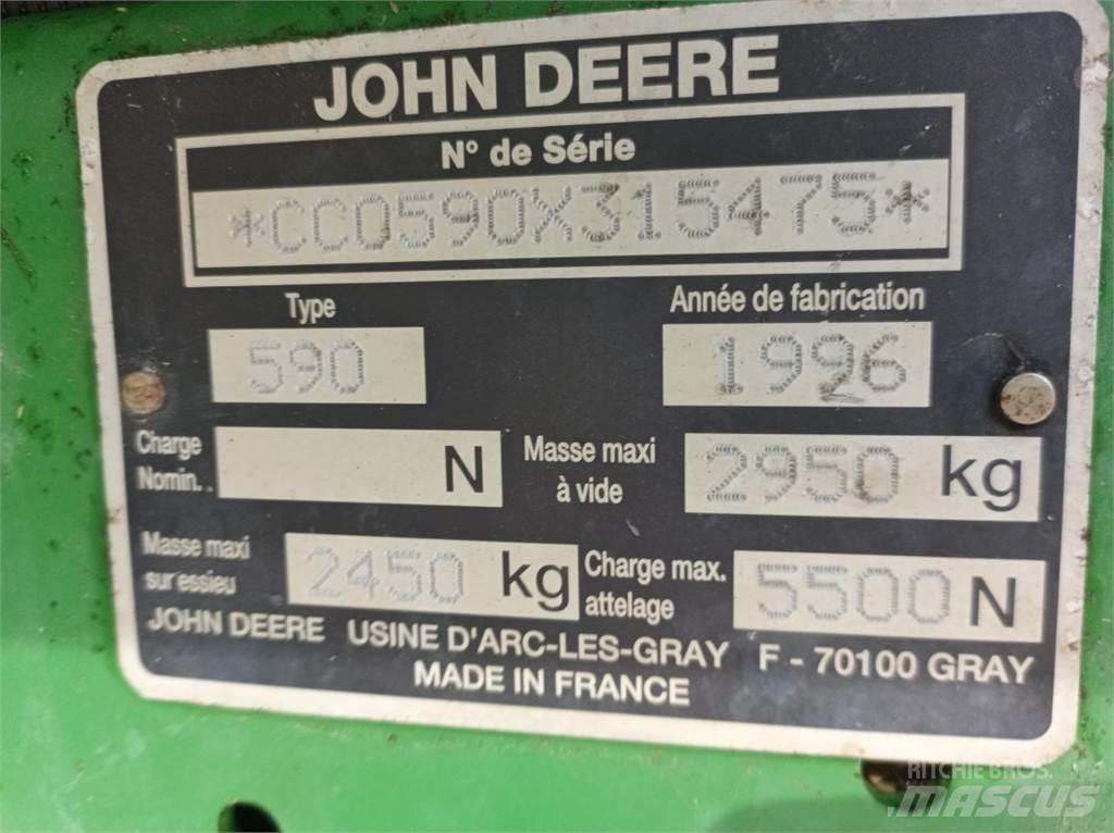 John Deere 590 Enfardadeira de rolos