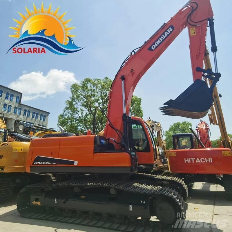 Doosan DX 225 LC Escavadeiras de esteiras