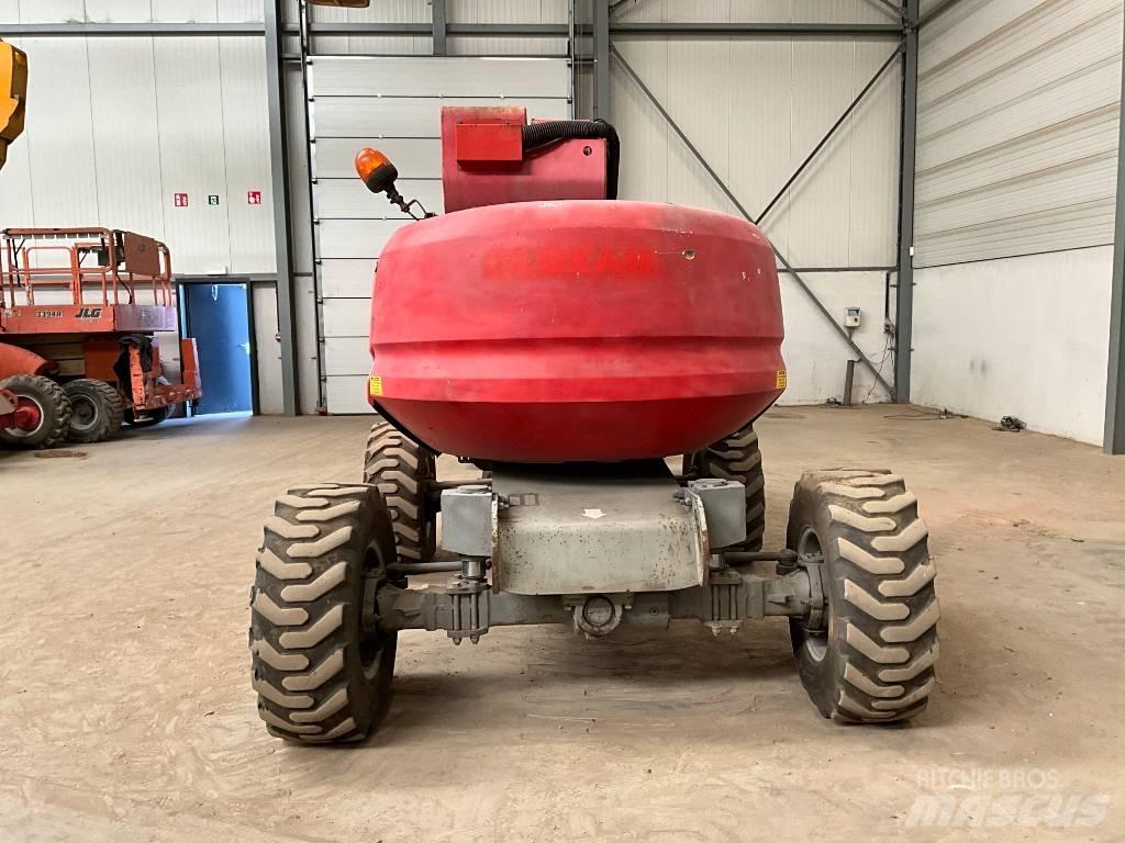 Manitou 160 ATJ Elevadores braços articulados