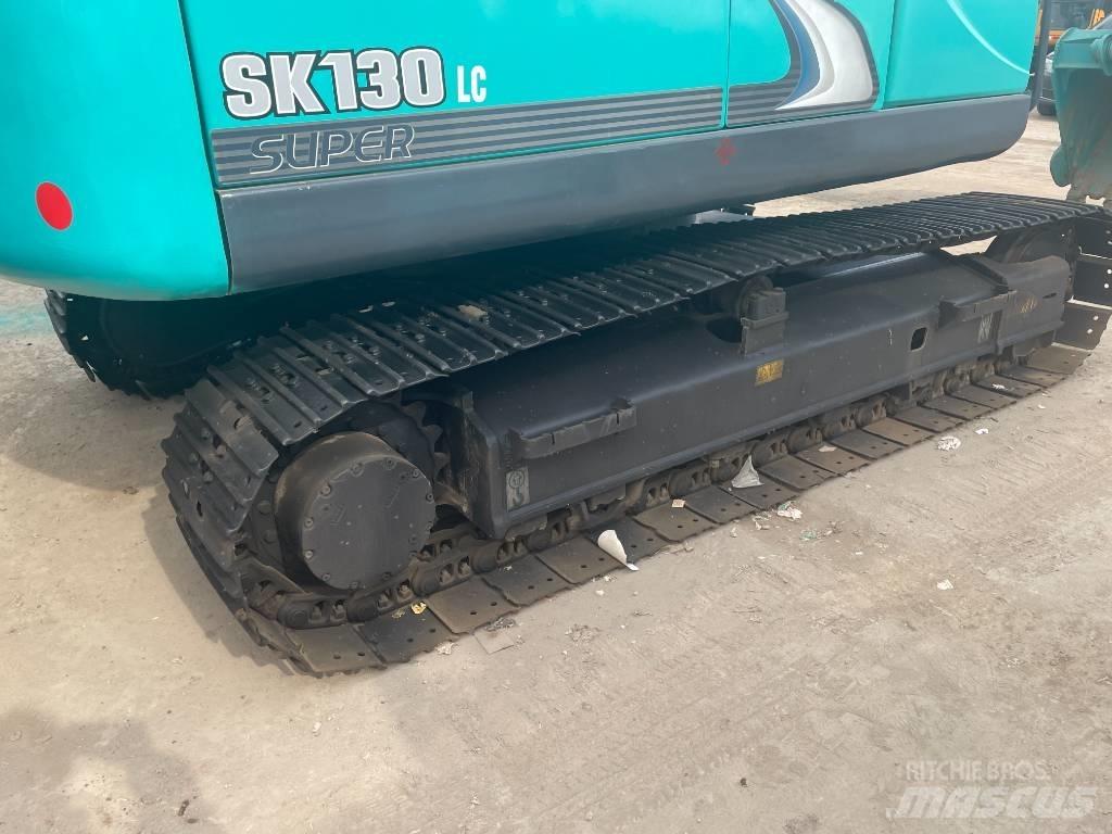Kobelco 130 Escavadoras Midi 7t - 12t