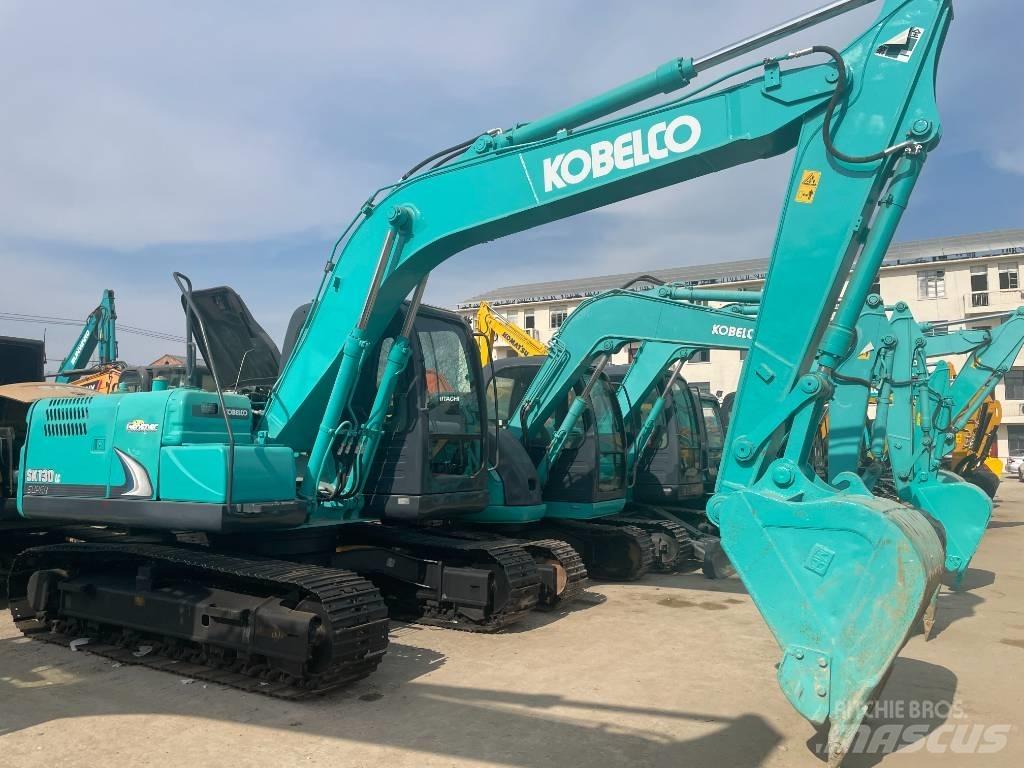 Kobelco 130 Escavadoras Midi 7t - 12t