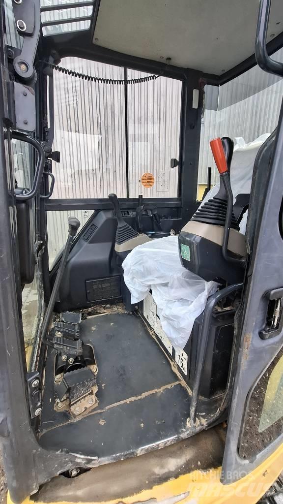 Komatsu PC27MR Miniescavadeiras