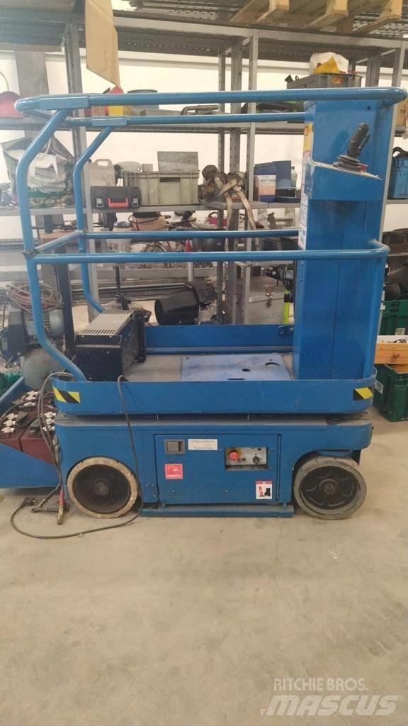 UpRight TM12 Elevadores de tesoura