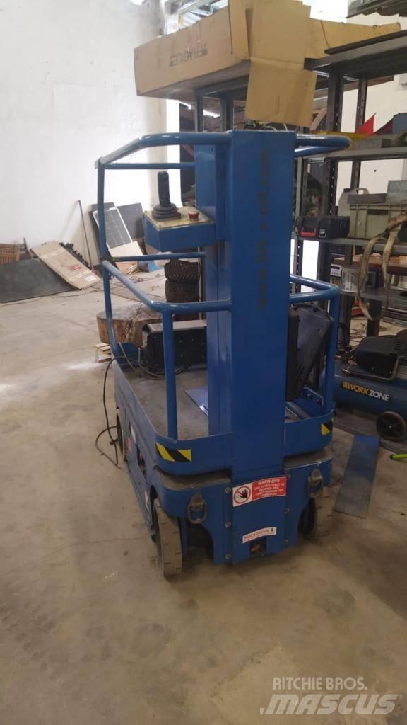 UpRight TM12 Elevadores de tesoura