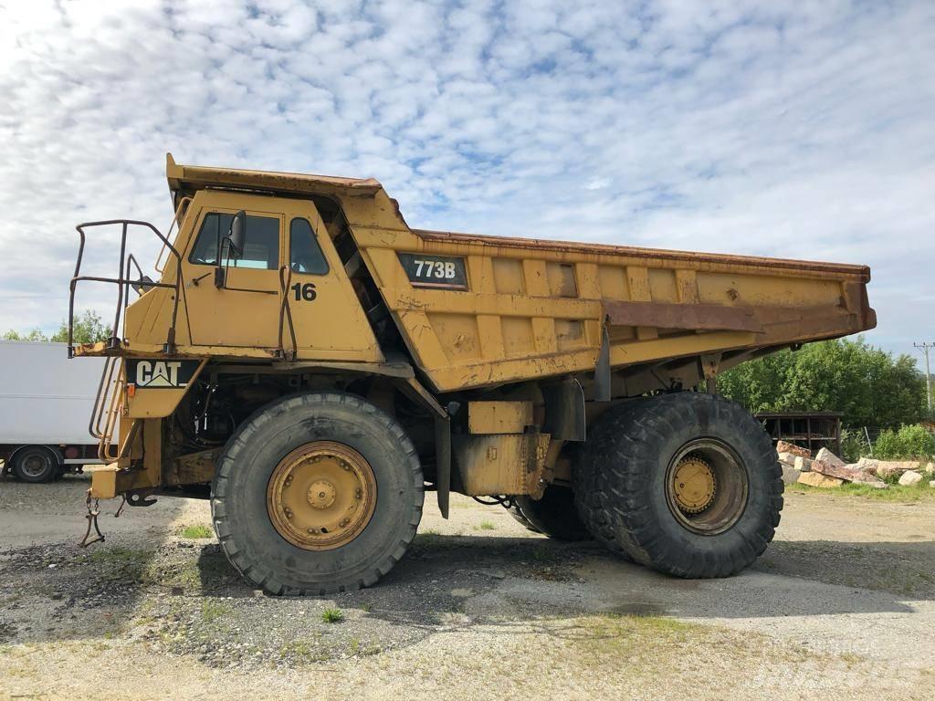 CAT 773 B Camiőes basculantes rígidos