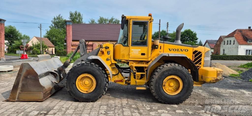 Volvo L 120 E Carregadeiras de rodas