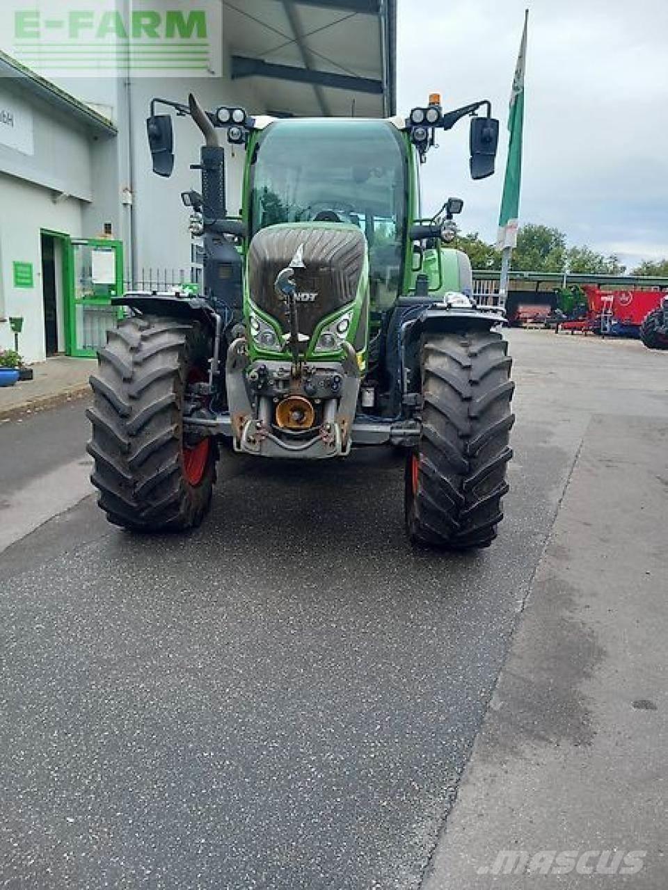 Fendt 724 vario s4 Tratores Agrícolas usados