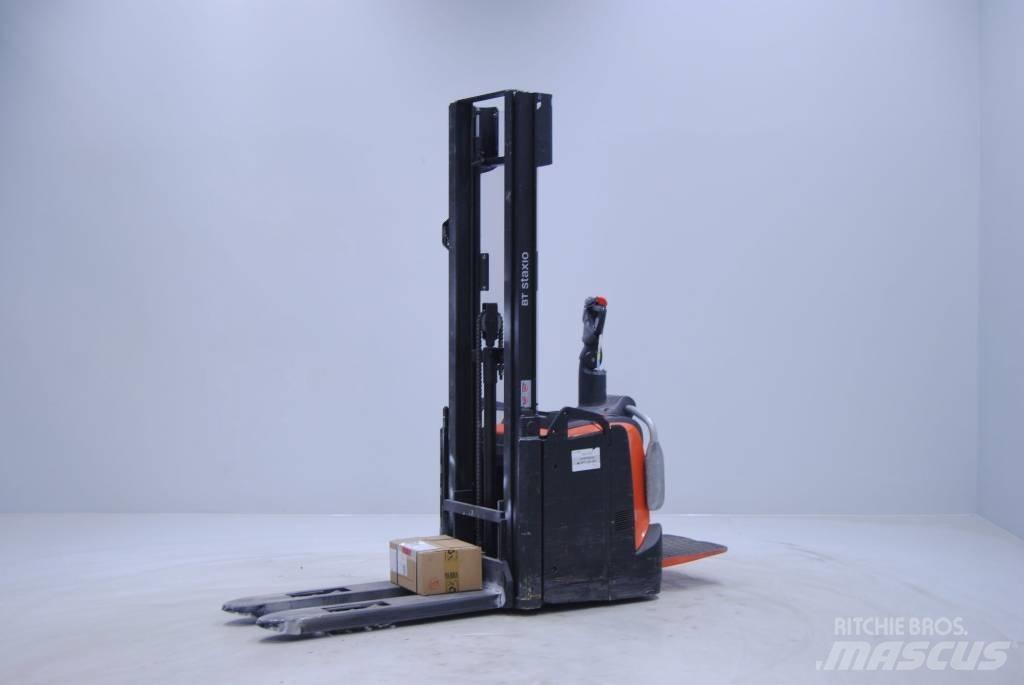 Toyota SPE120L Empilhador para operador externo