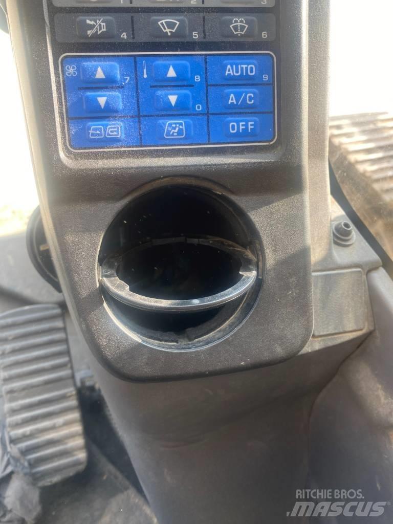 Komatsu HB365LN Escavadeiras de esteiras