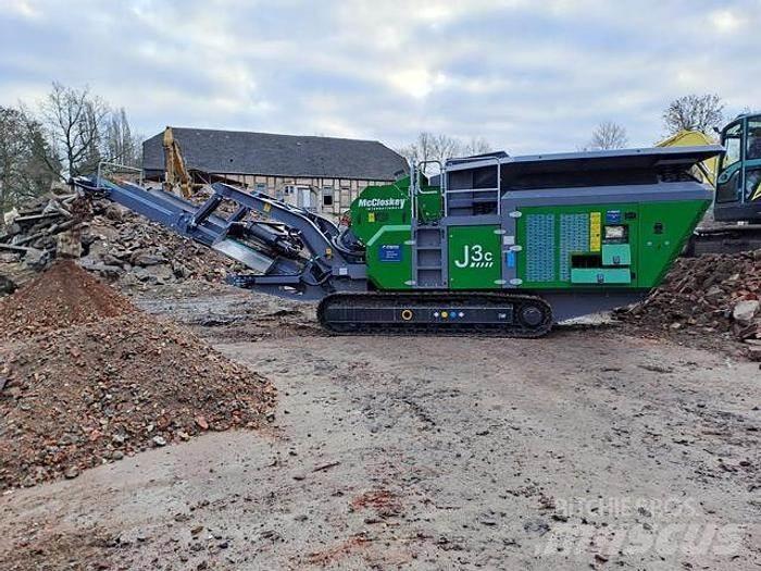 McCloskey J3C Construção - Outros
