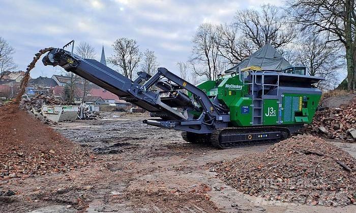 McCloskey J3C Construção - Outros
