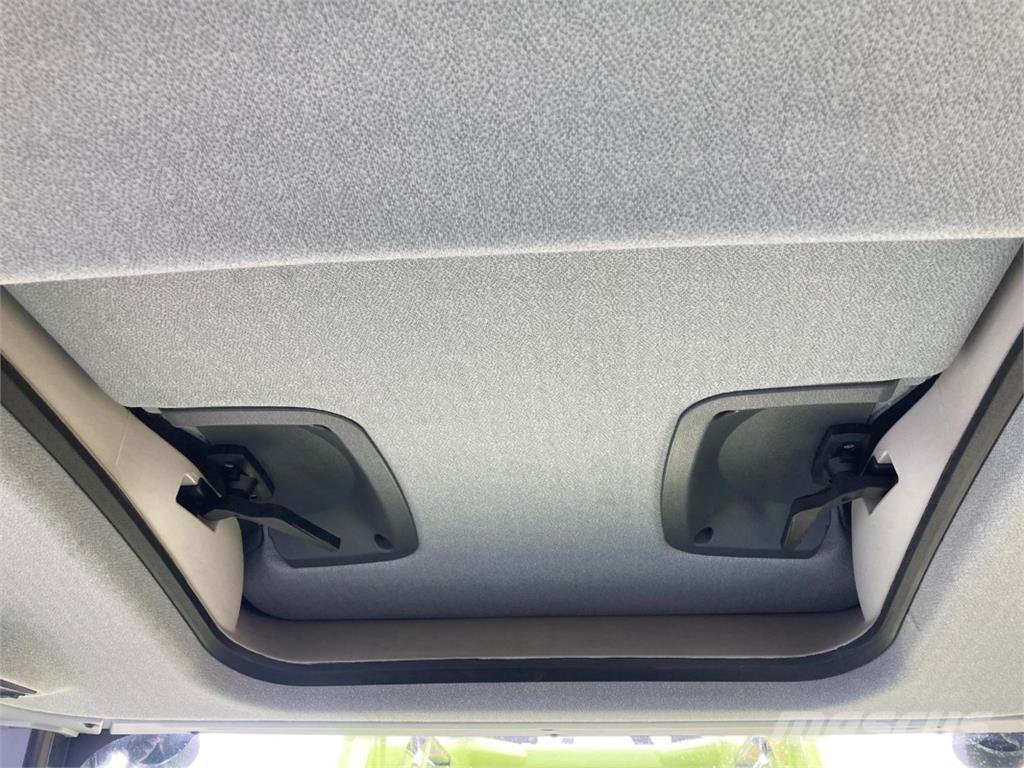 CLAAS Arion 440 Tratores Agrícolas usados