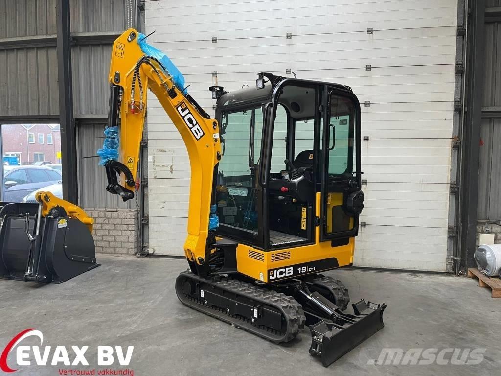 JCB 19 C-1 Miniescavadeiras