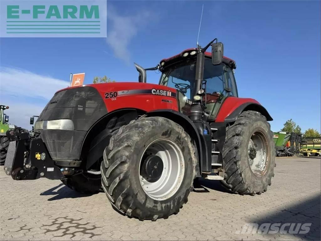 Case IH cvx 310 Tratores Agrícolas usados