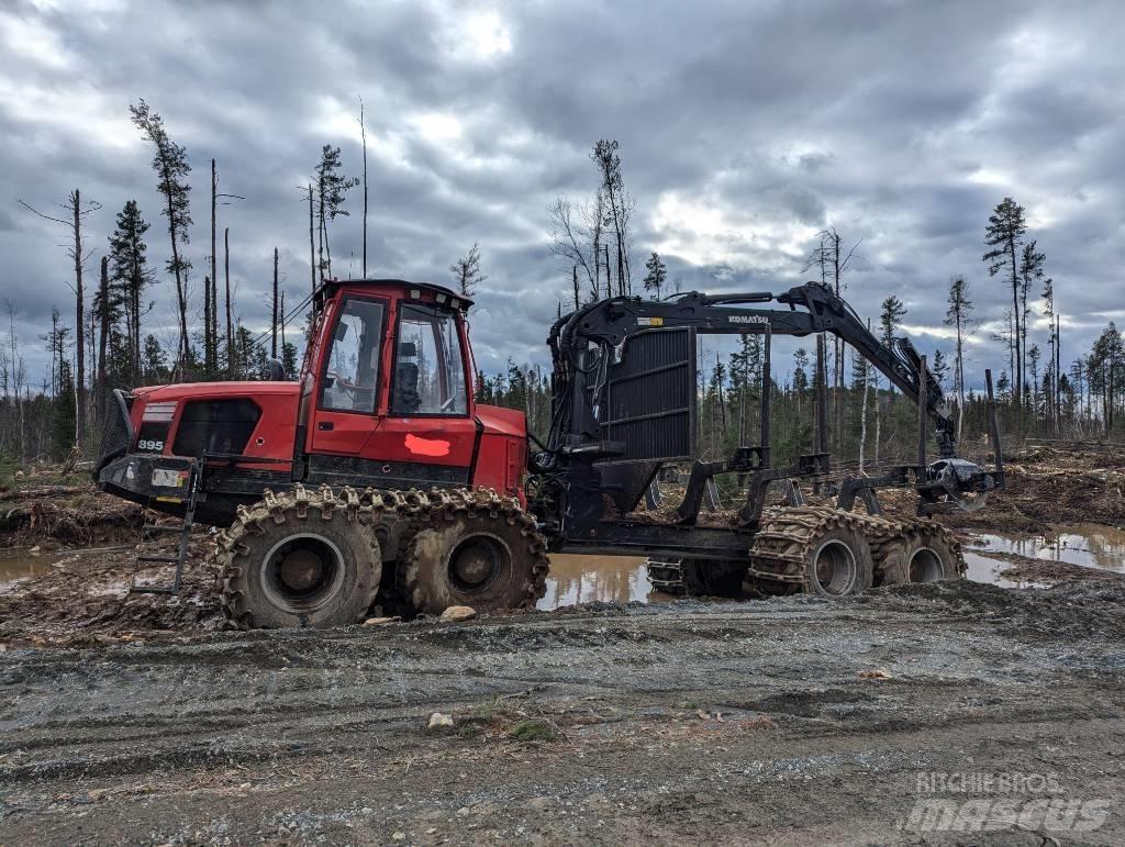 Komatsu 895 Forwarders florestais