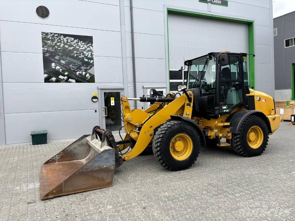 CAT 908 M Carregadeiras de rodas