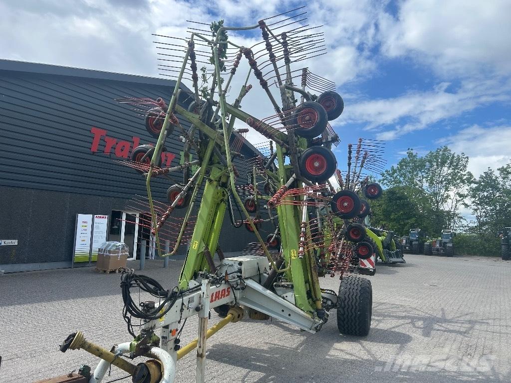 CLAAS Liner 3500 Ancinho virador