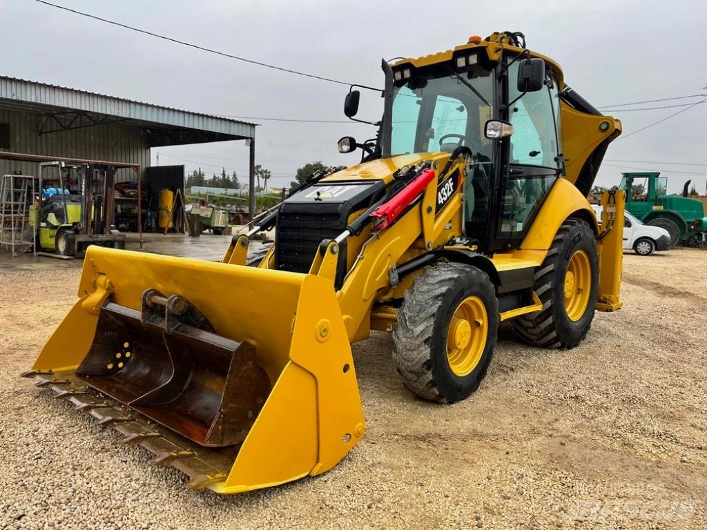 CAT 432 F Retroescavadeiras