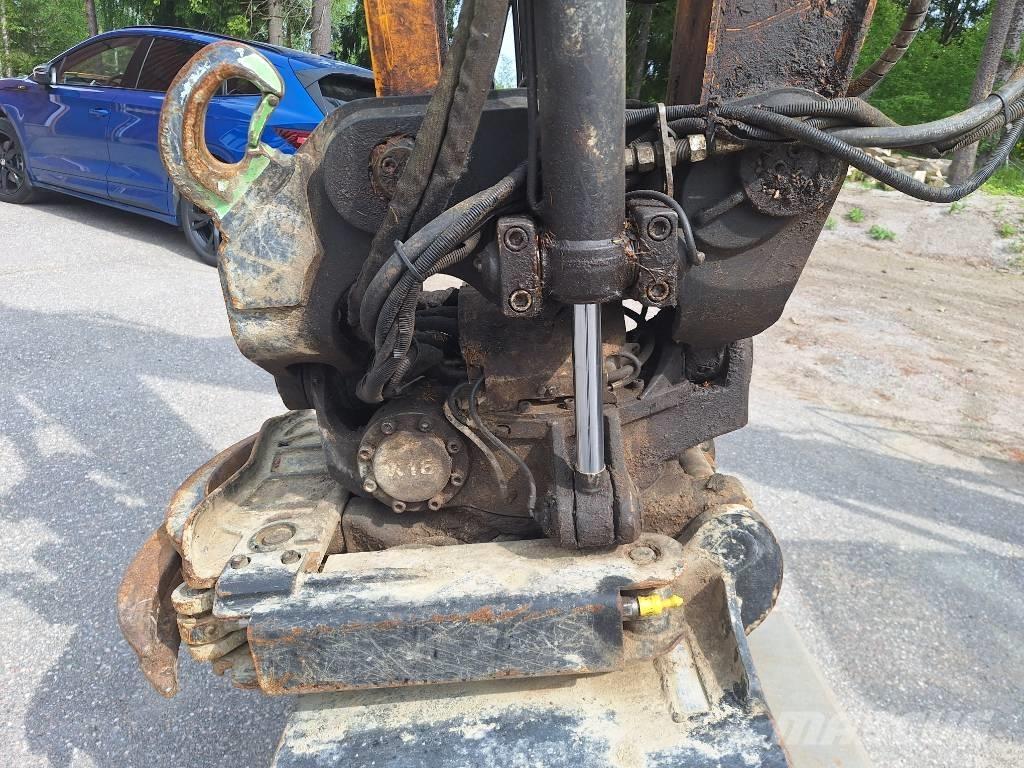 JCB JZ 140 LC Escavadeiras de esteiras