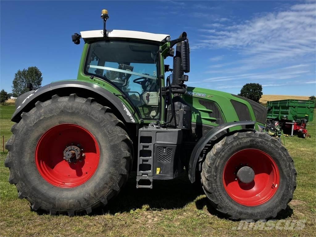 Fendt 828 Vario Tratores Agrícolas usados