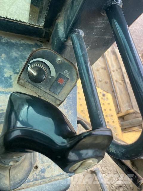 DEERE 850J WT Dozers - Tratores rastos