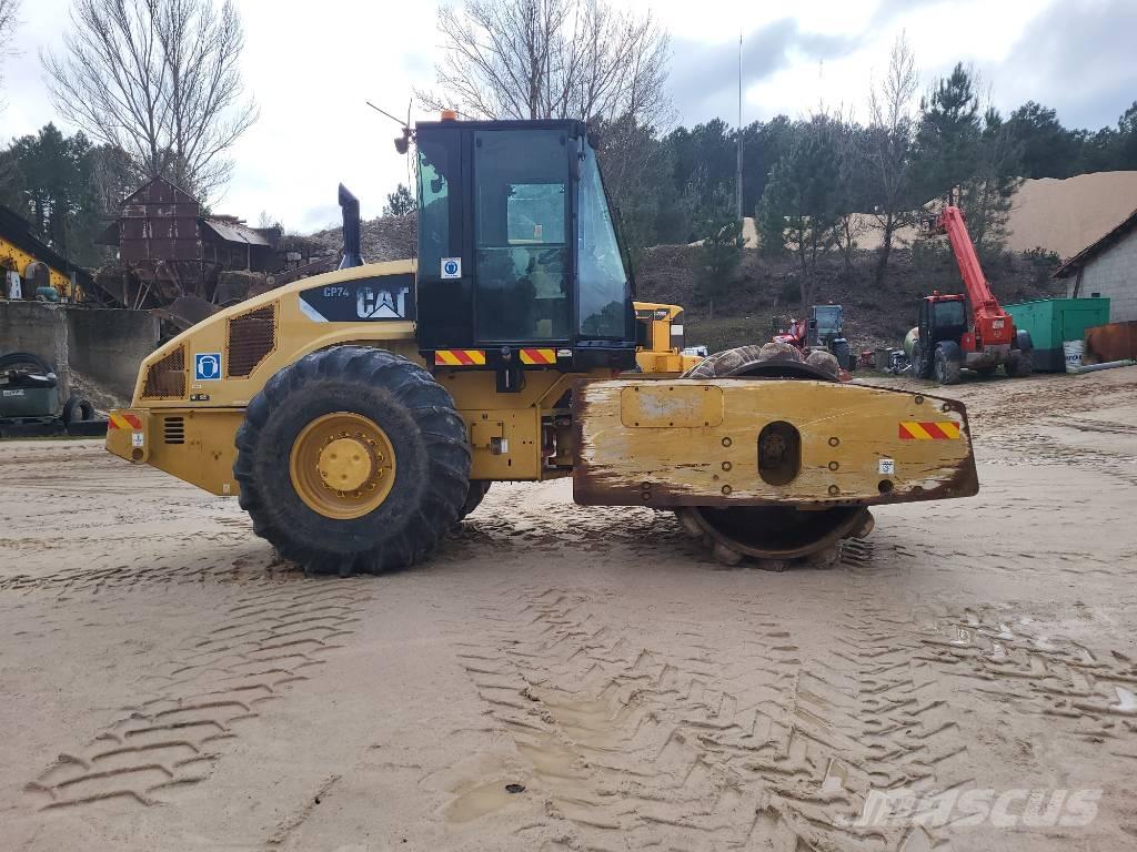 CAT CP74 Cilindros Compactadores monocilíndricos