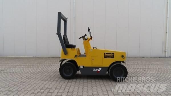 Sakai TS 160 Cilindros Compactadores de pneus