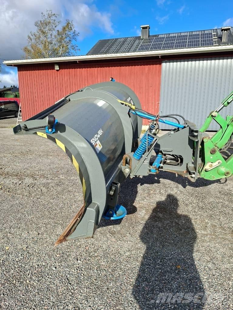 Snowek Alueaura Lâminas de neve e arados