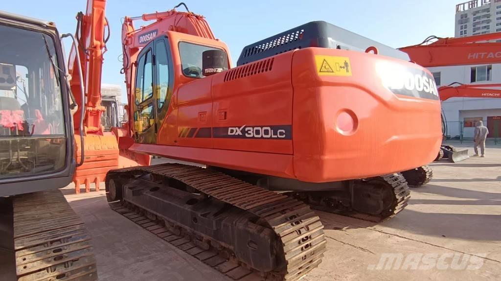 Doosan DX 300 LC Escavadeiras de esteiras