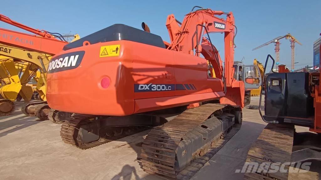 Doosan DX 300 LC Escavadeiras de esteiras