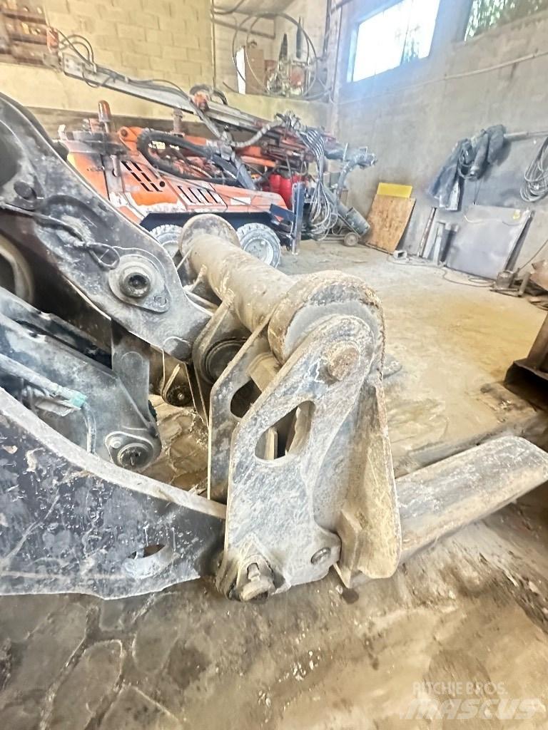 Volvo L 220 E Carregadeiras de rodas
