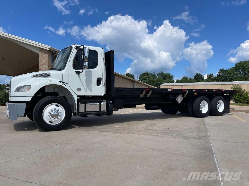 Freightliner M 106 Camiões estrado/caixa aberta