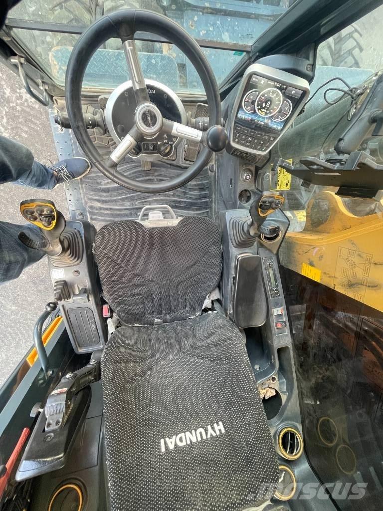 Hyundai HW 160 Escavadoras de rodas