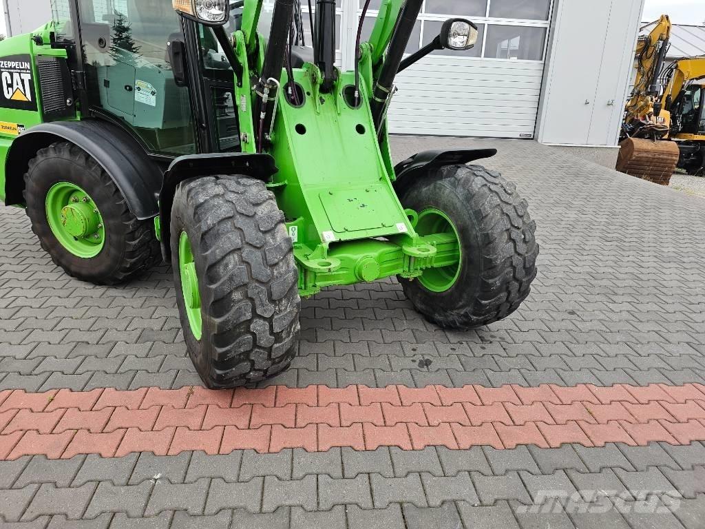 CAT 906 M Carregadeiras de rodas