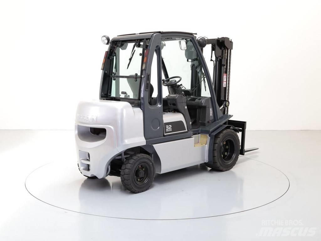 Nissan FD01A18Q Empilhadores Diesel
