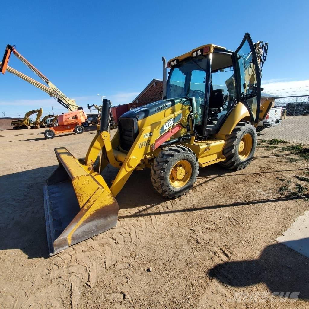 CAT 420 E Retroescavadeiras