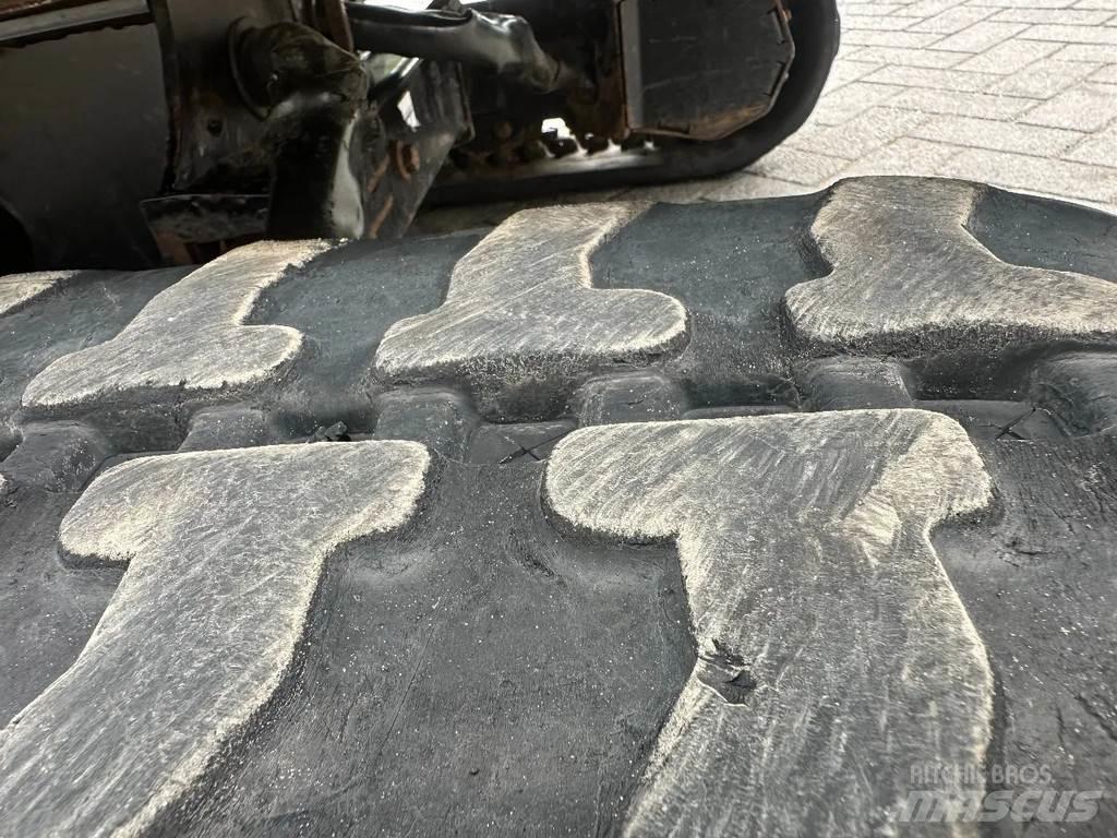 JCB 19 c1 Miniescavadeiras