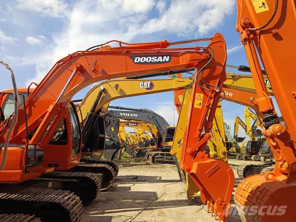 Doosan DX 150 LC Escavadeiras de esteiras