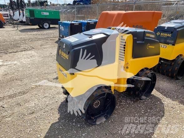 Bomag BMP8500 Cilindros rebocados vibratórios