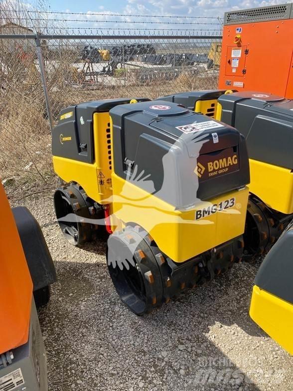 Bomag BMP8500 Cilindros rebocados vibratórios
