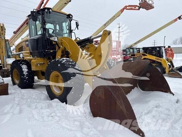 CAT 938M Carregadeiras de rodas