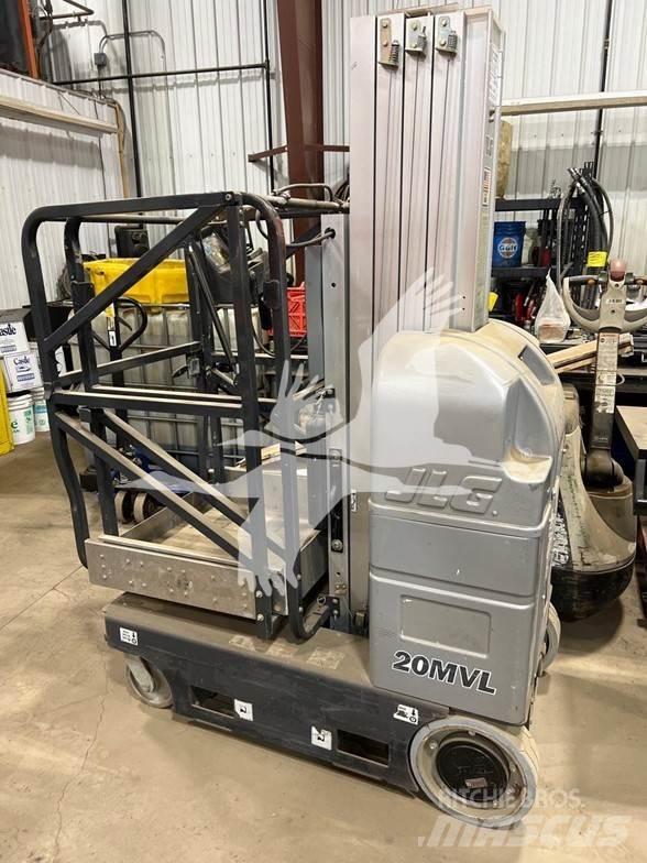 JLG 20MVL Plataformas de Mastro Vertical